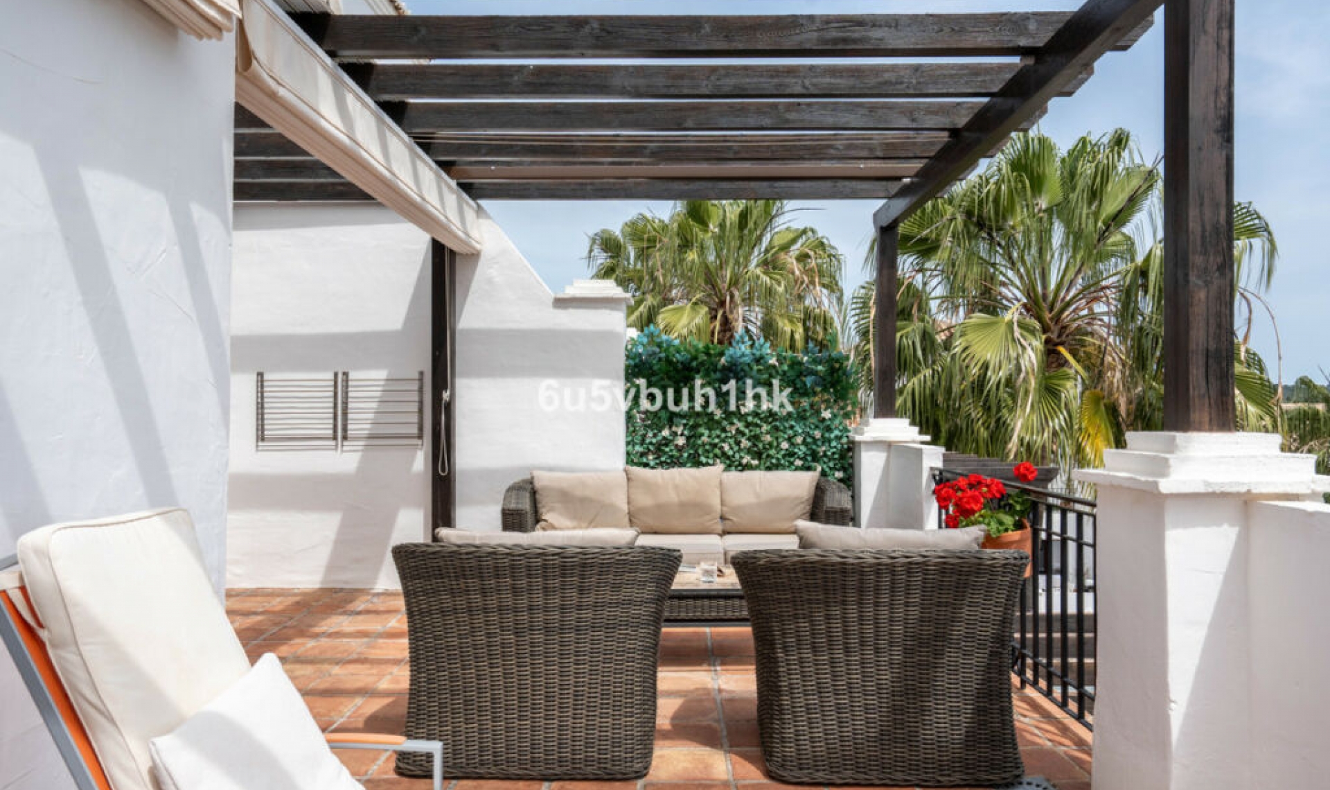 Resale - Apartment -
Marbella