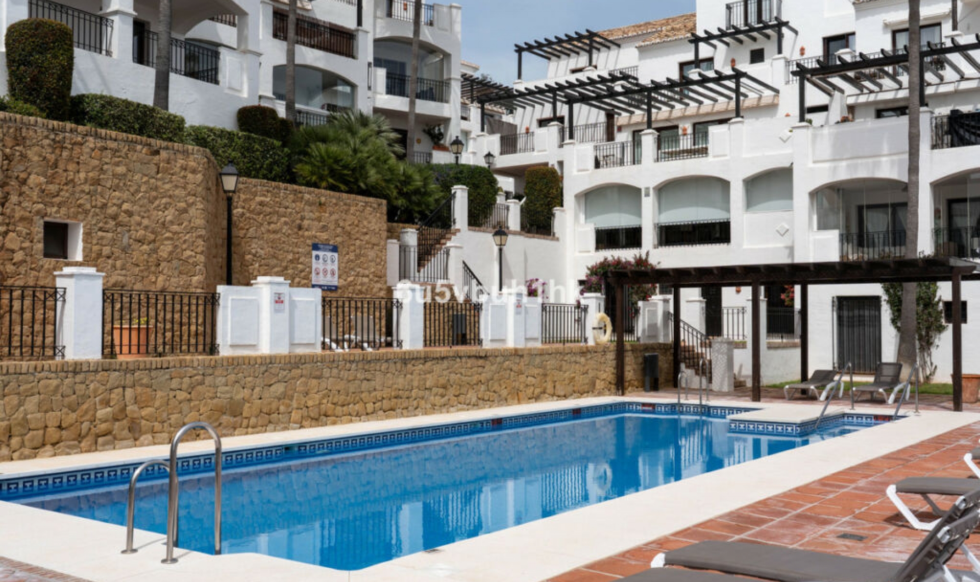 Resale - Apartment -
Marbella
