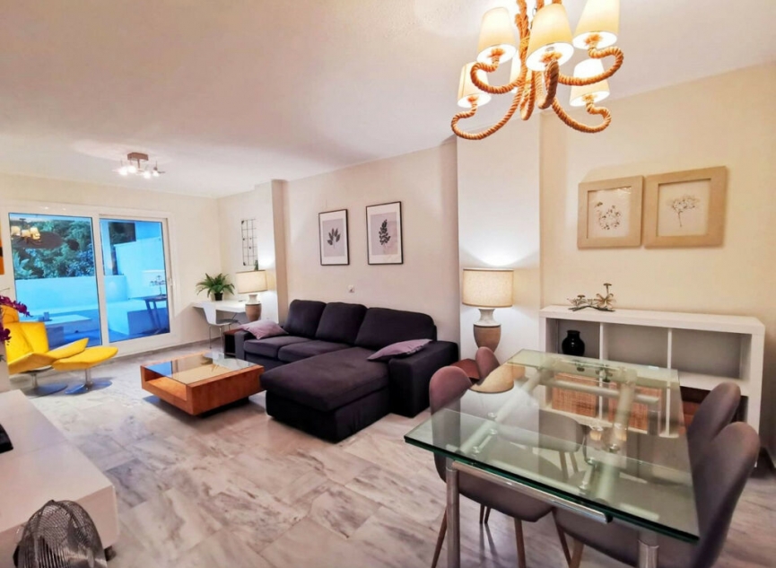 Resale - Apartment -
Marbella