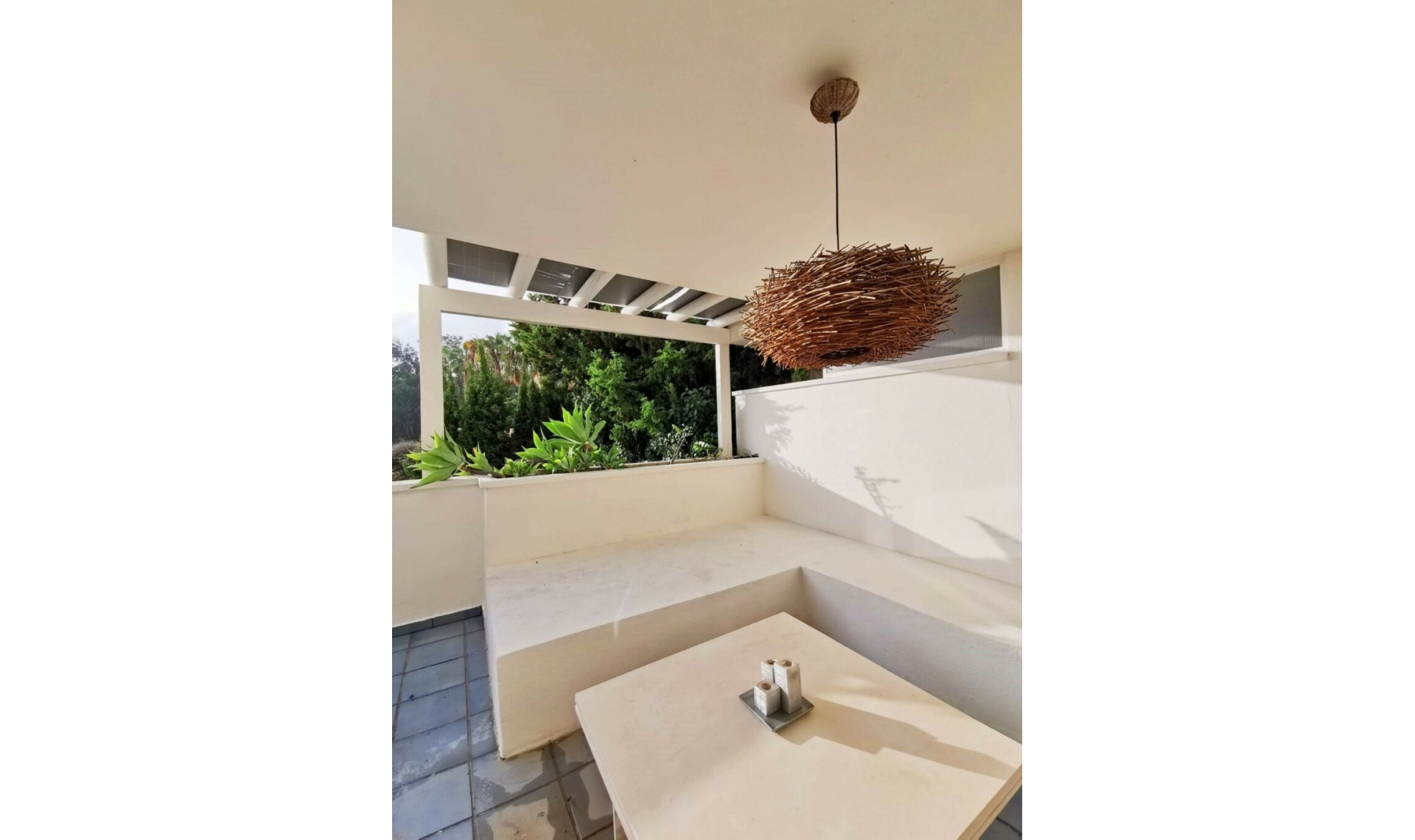 Resale - Apartment -
Marbella
