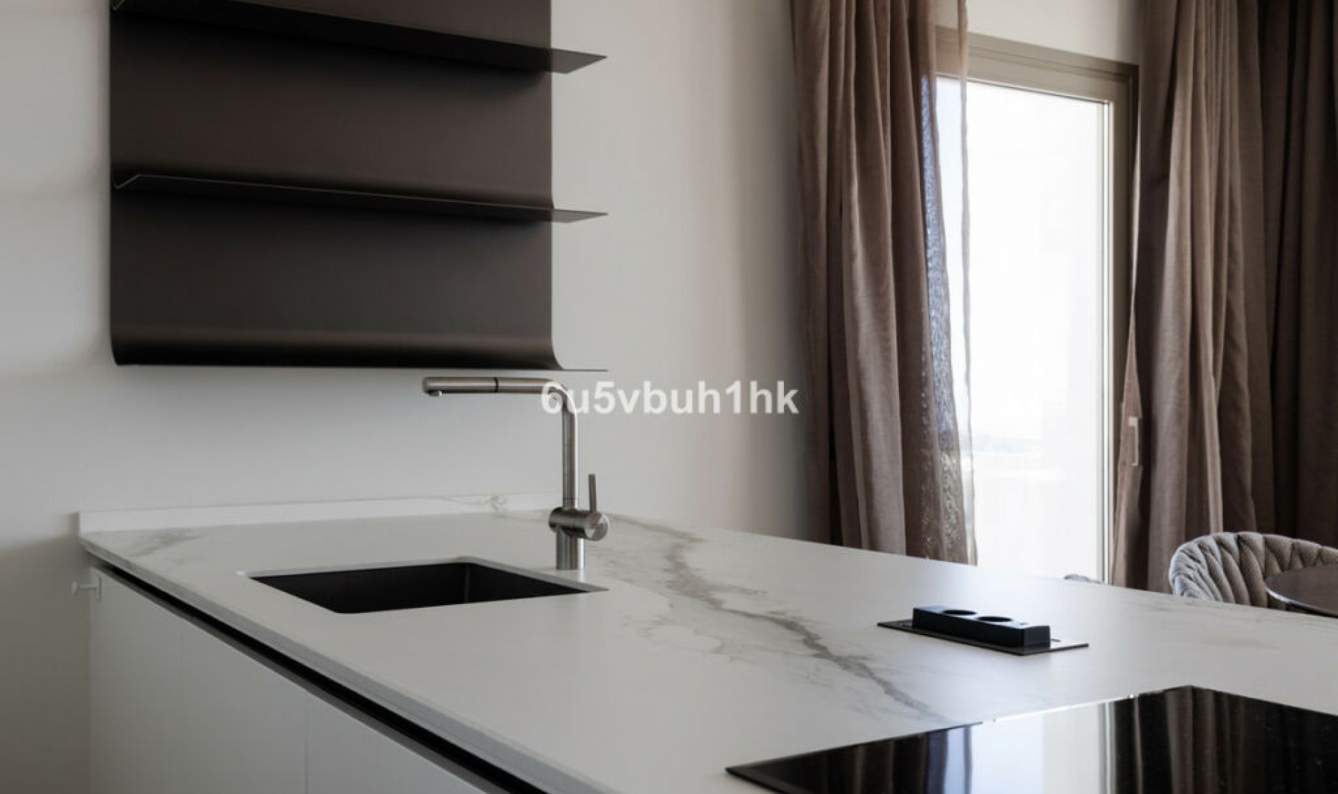 Resale - Apartment -
Marbella