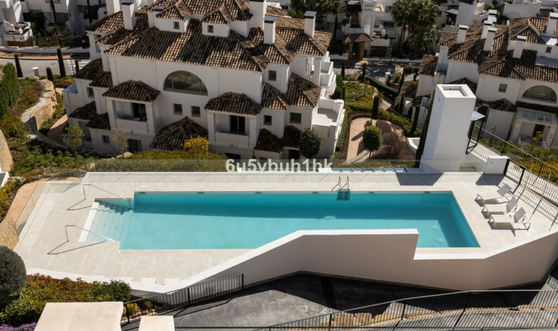 Resale - Apartment -
Marbella
