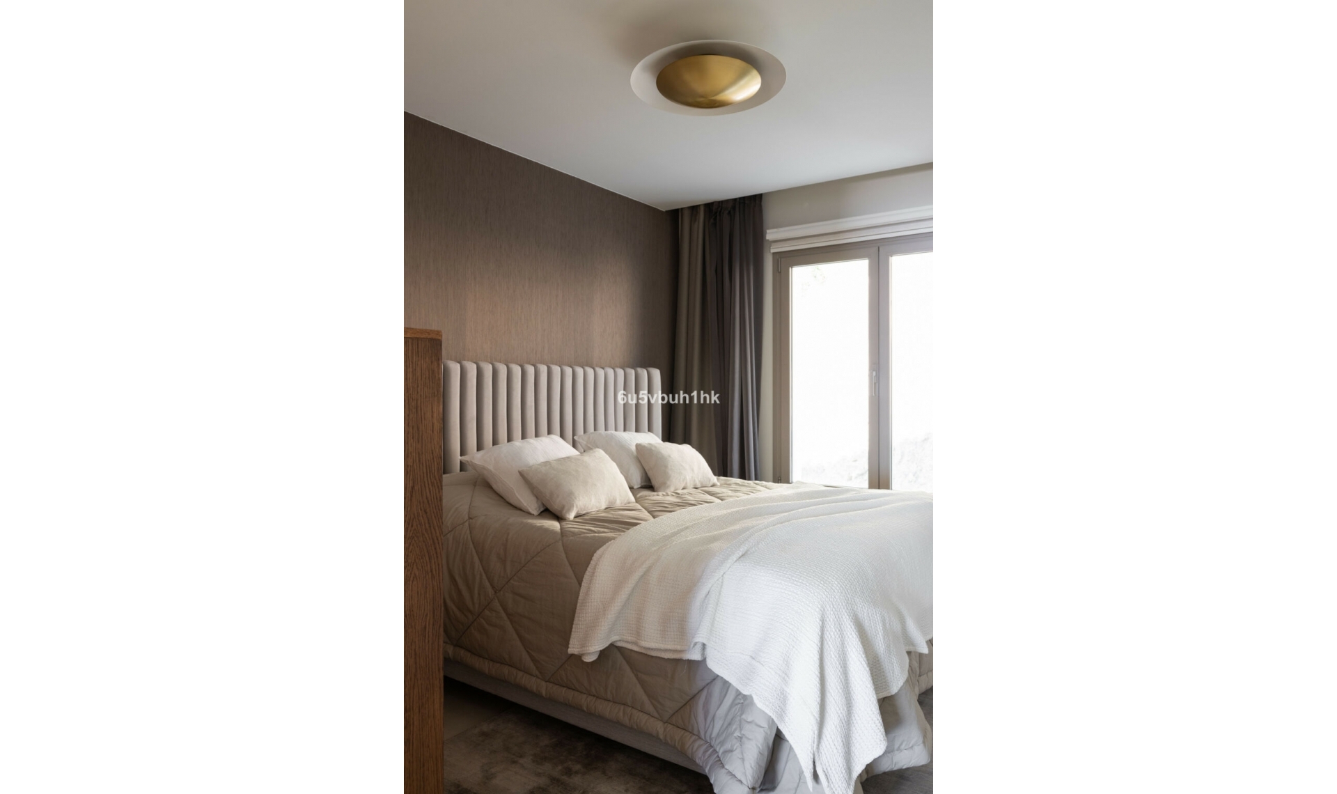 Resale - Apartment -
Marbella