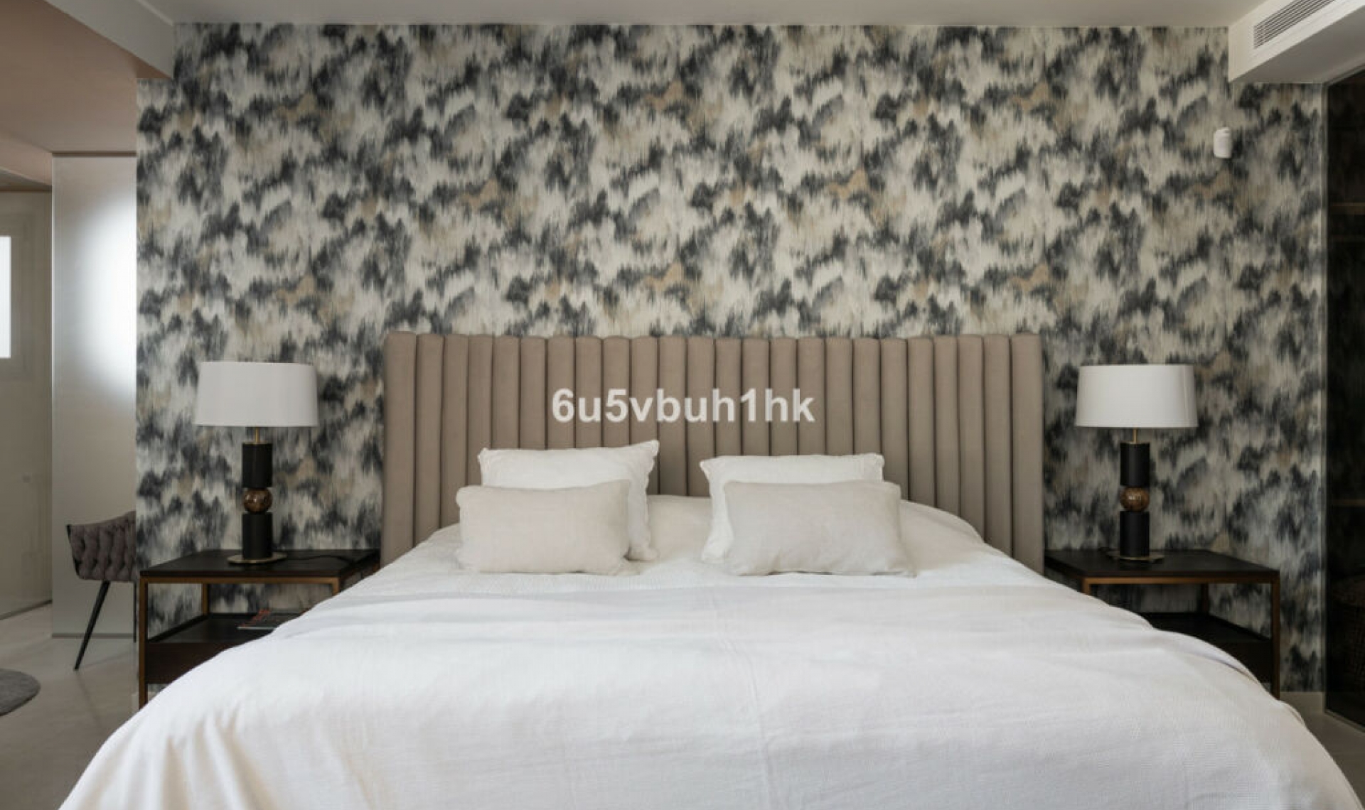 Resale - Apartment -
Marbella