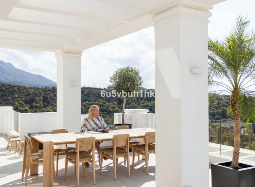 Resale - Apartment -
Marbella