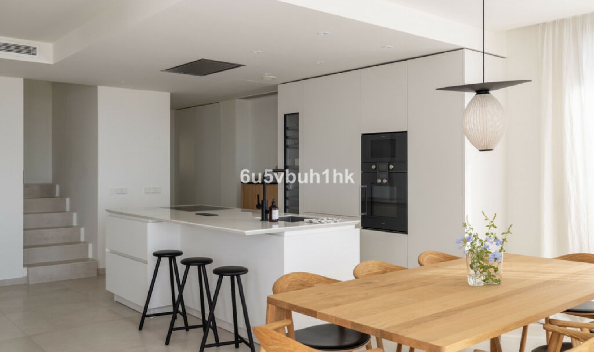 Resale - Apartment -
Marbella