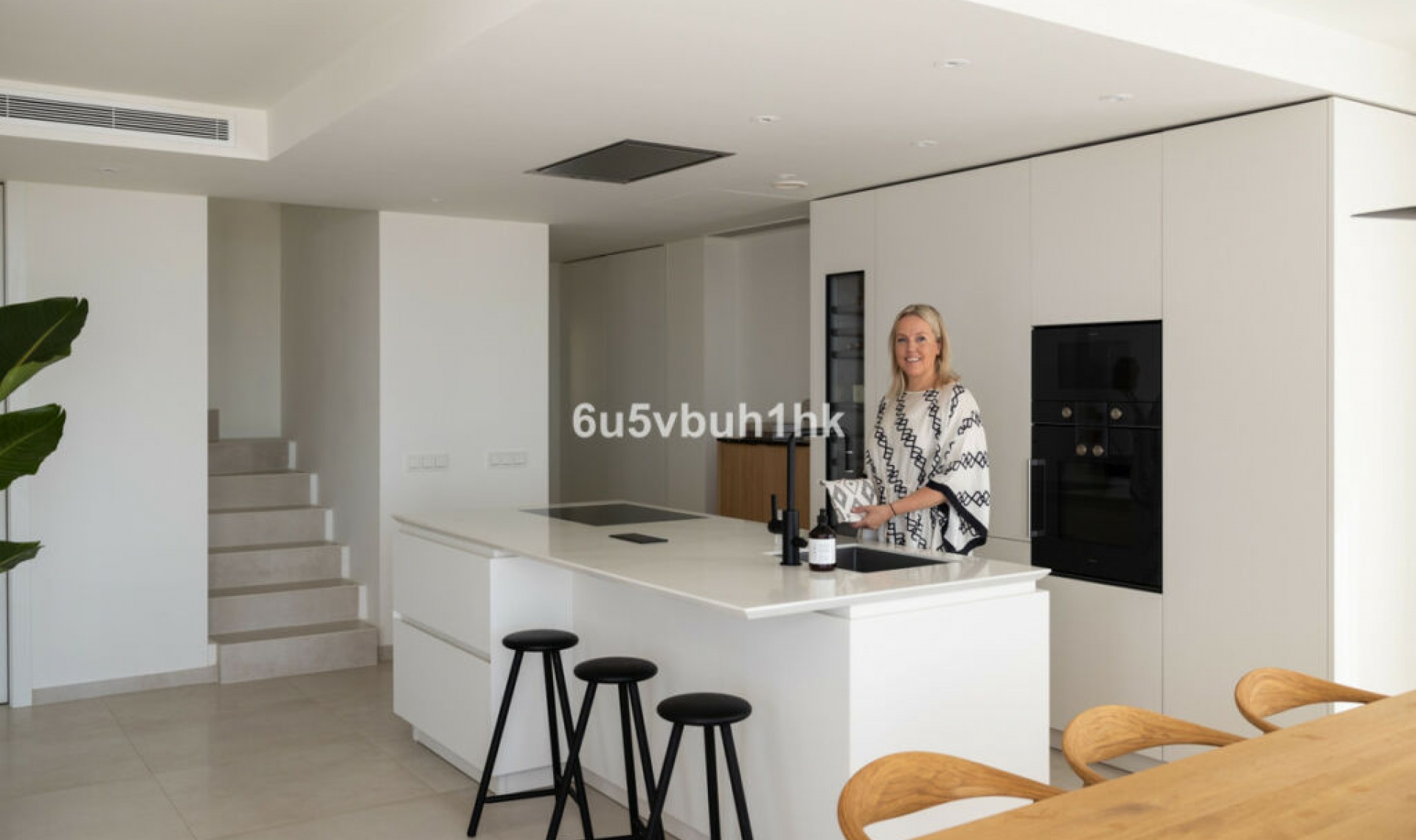 Resale - Apartment -
Marbella