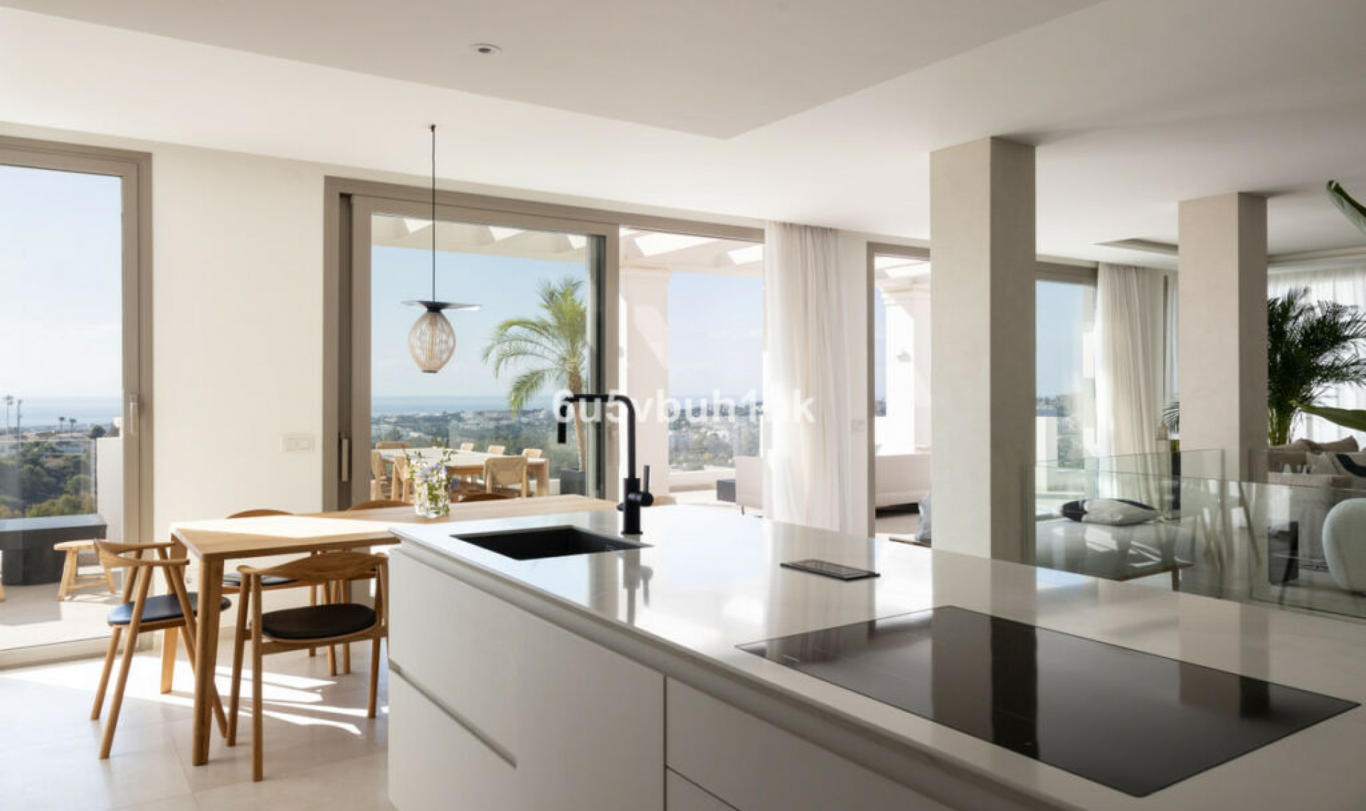 Resale - Apartment -
Marbella