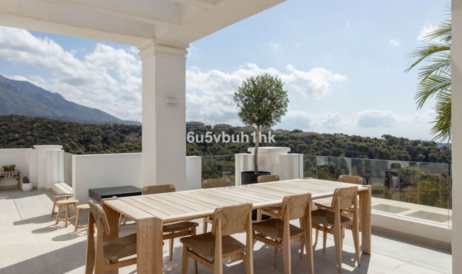 Resale - Apartment -
Marbella