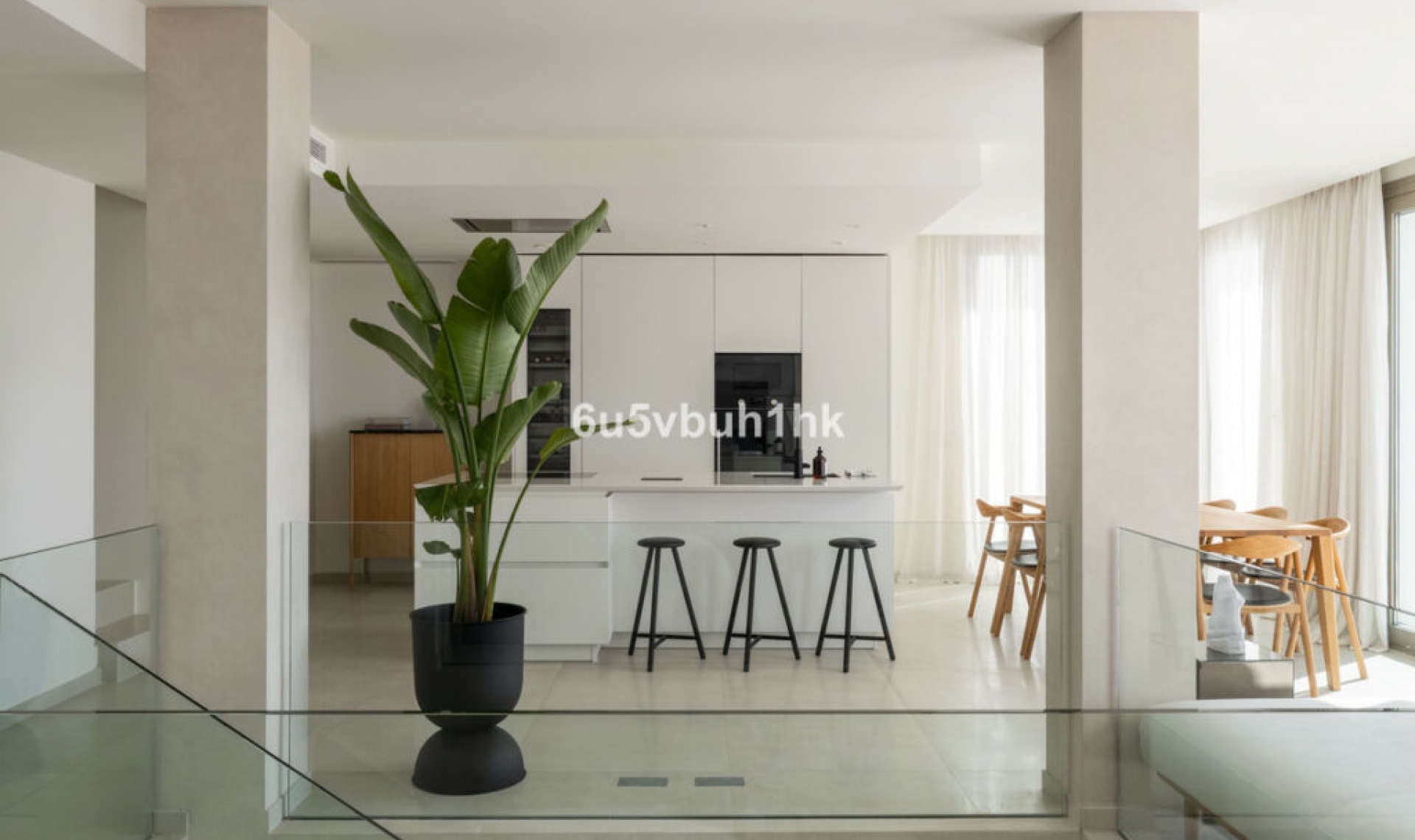 Resale - Apartment -
Marbella