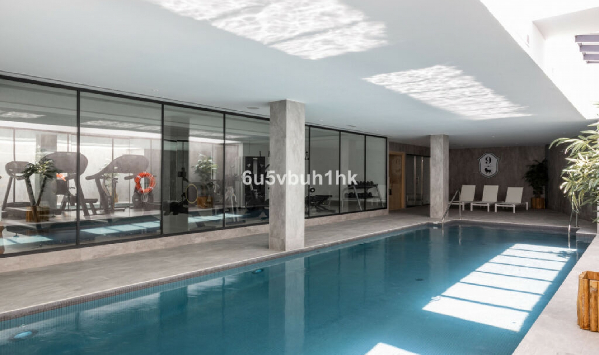 Resale - Apartment -
Marbella