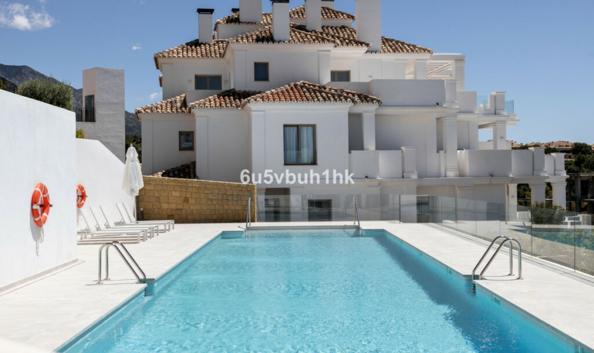 Resale - Apartment -
Marbella