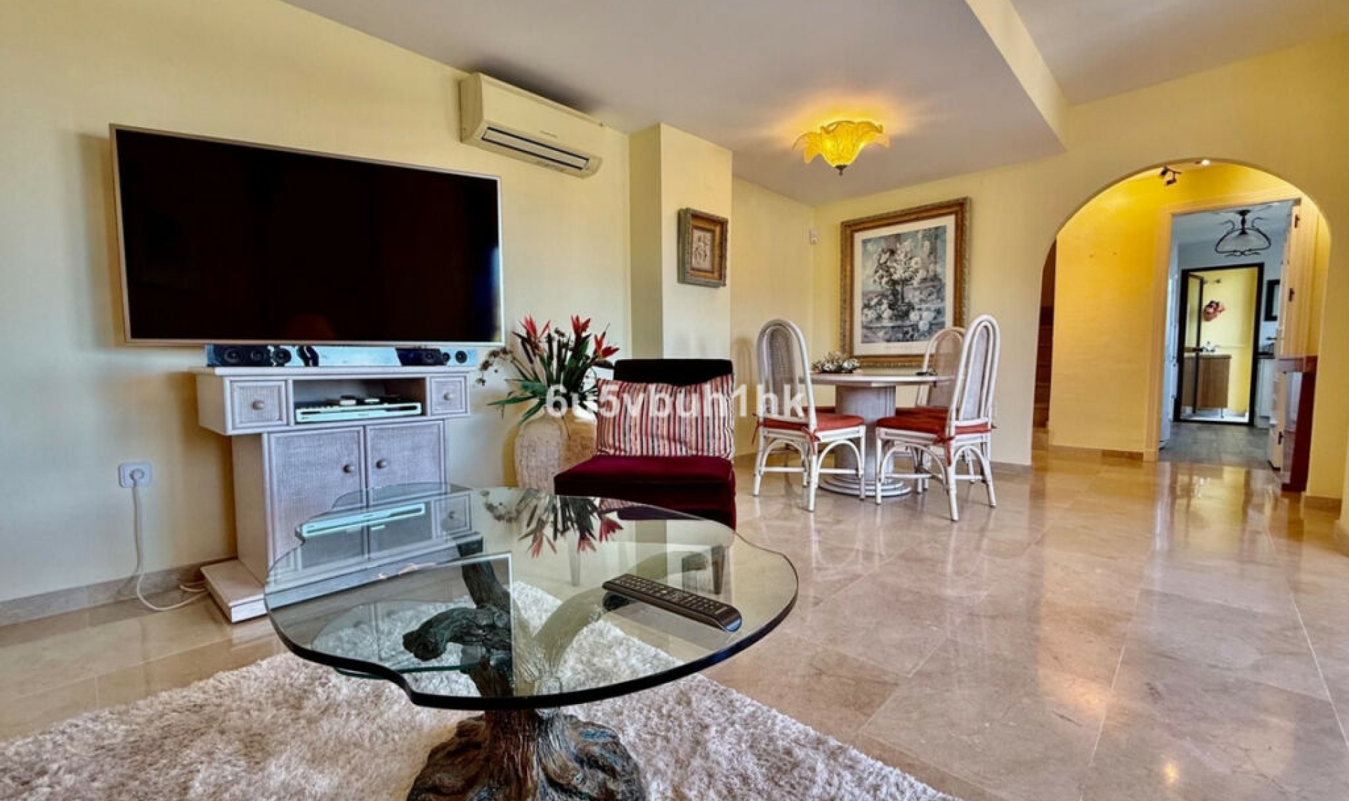 Resale - Apartment -
Marbella