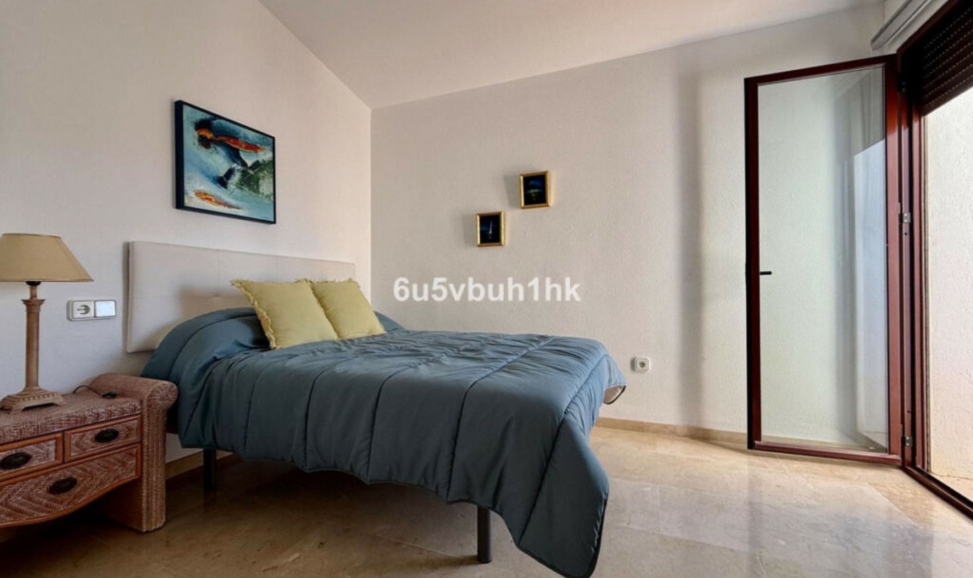 Resale - Apartment -
Marbella