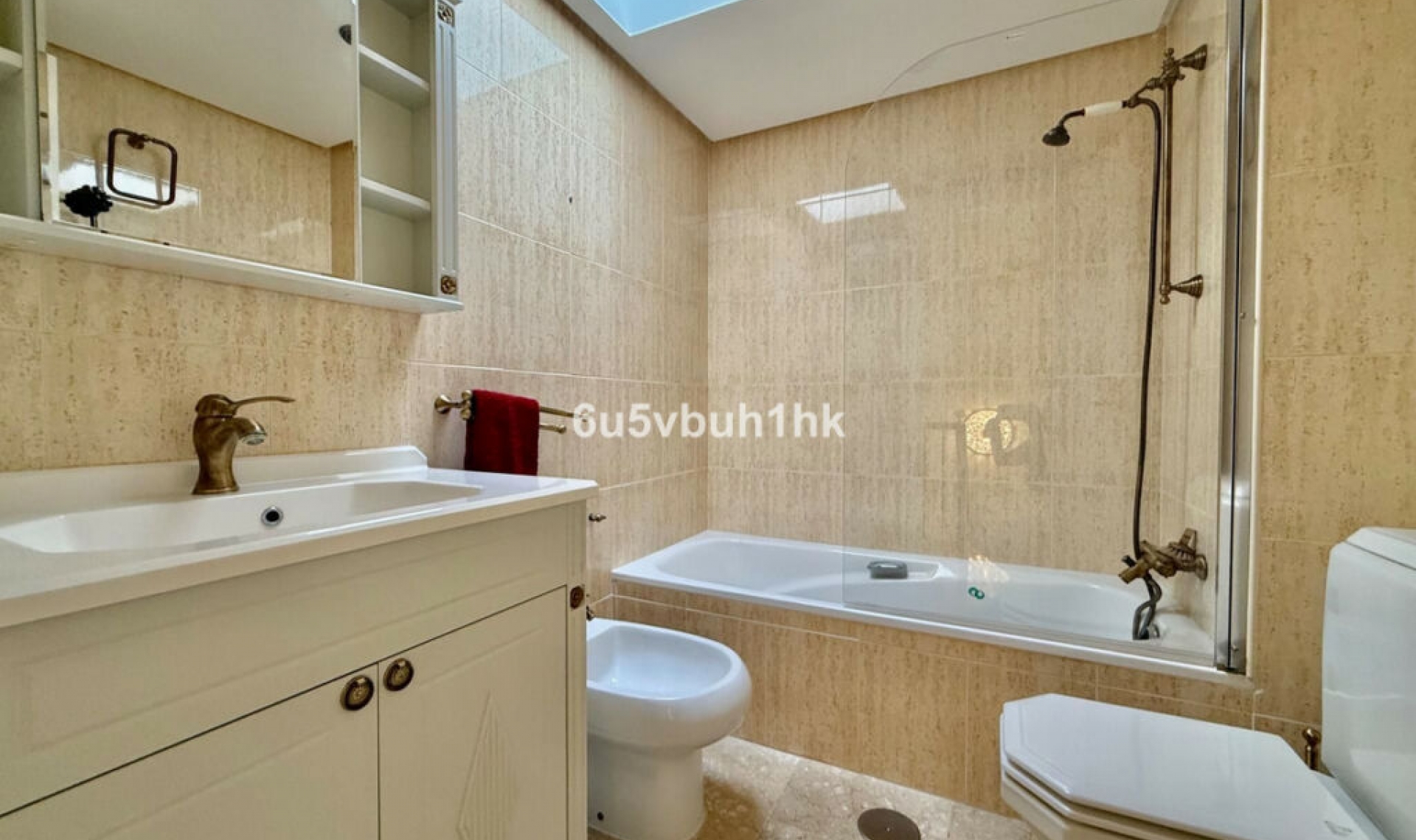 Resale - Apartment -
Marbella