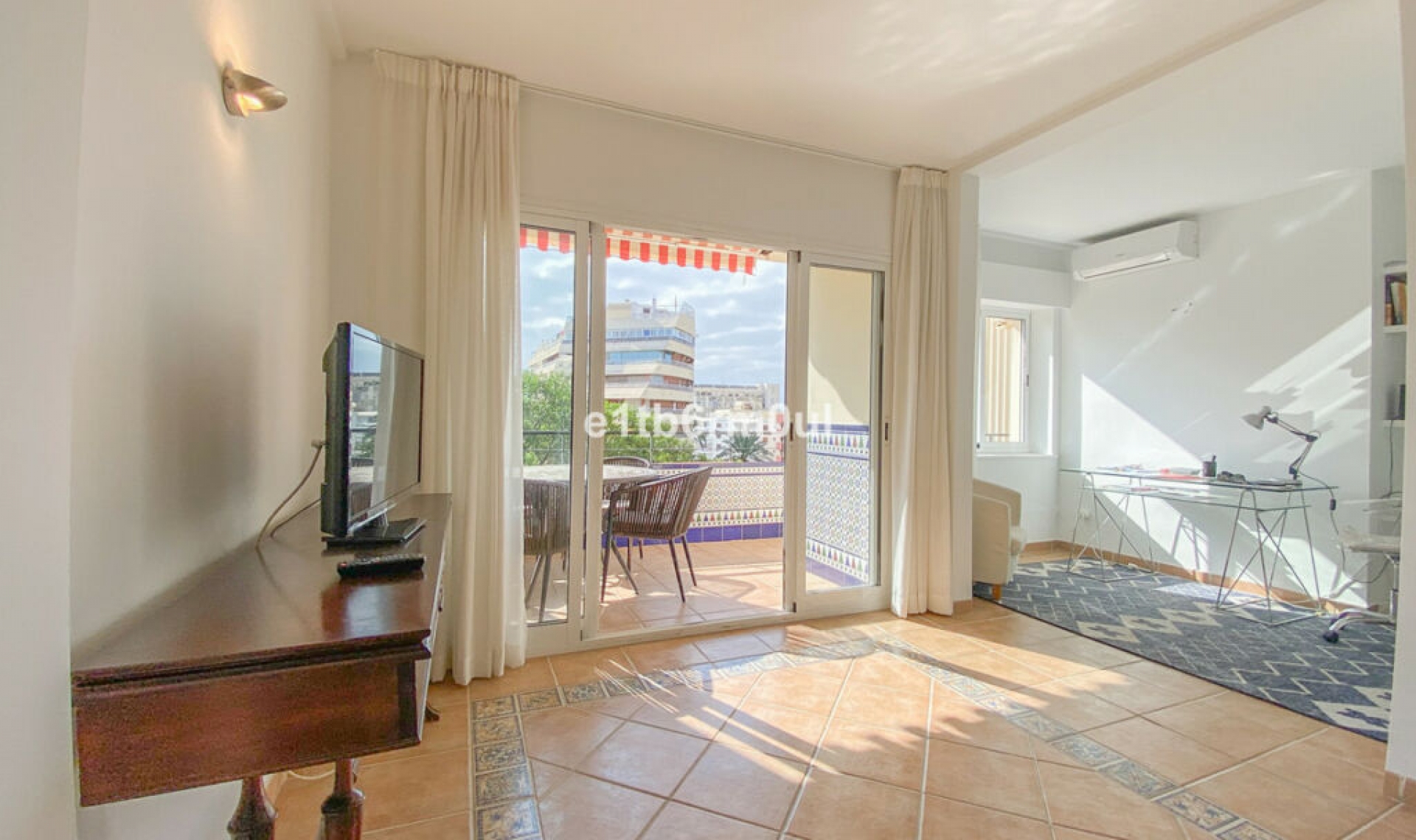 Resale - Apartment -
Marbella