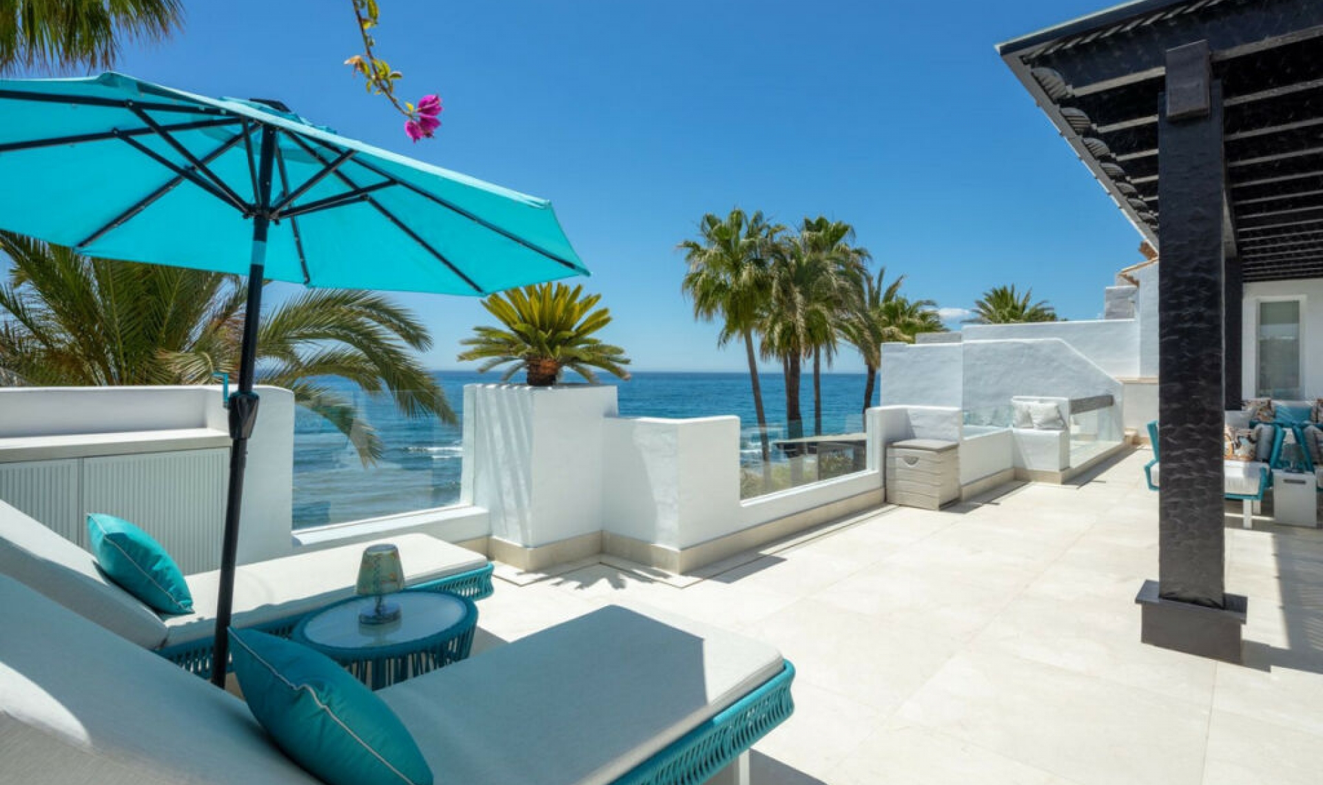 Resale - Apartment -
Marbella