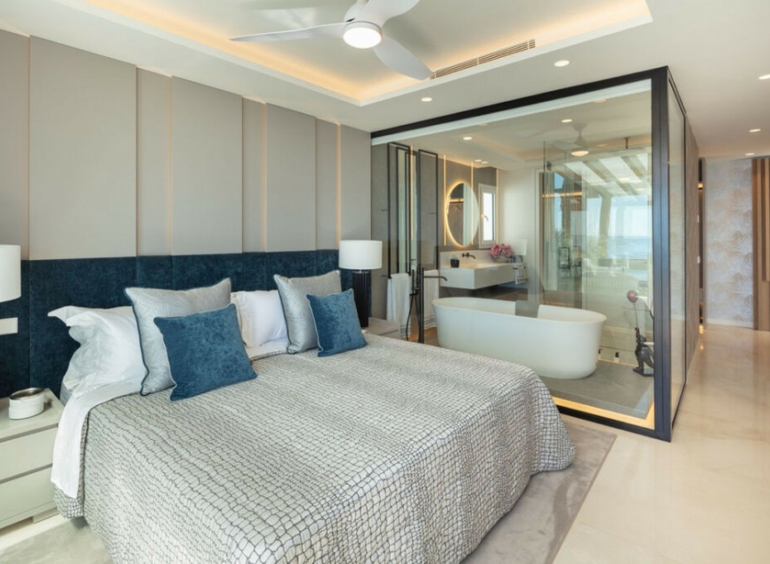 Resale - Apartment -
Marbella