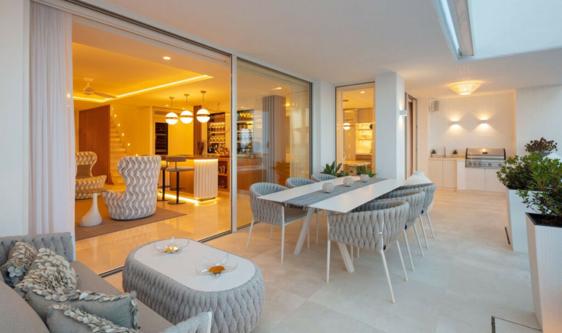 Resale - Apartment -
Marbella