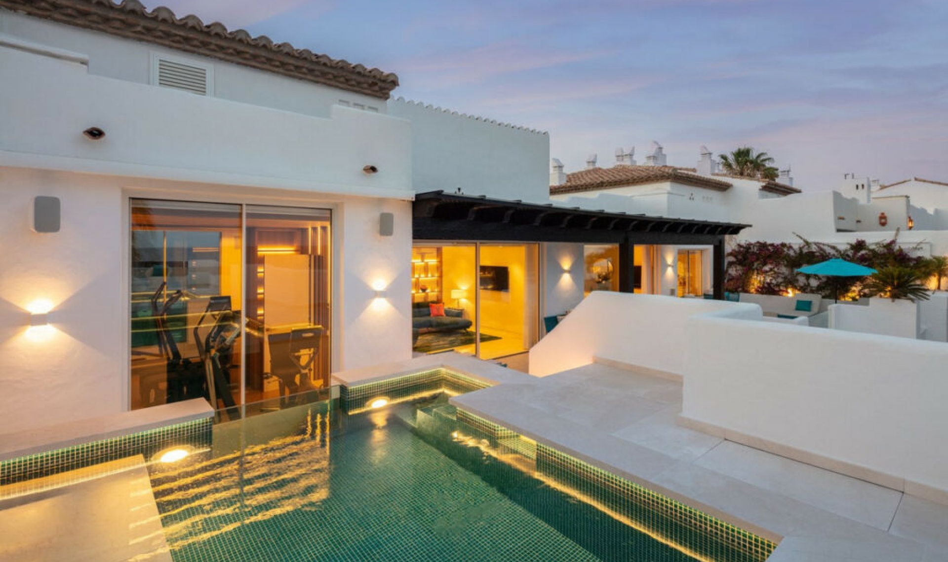 Resale - Apartment -
Marbella