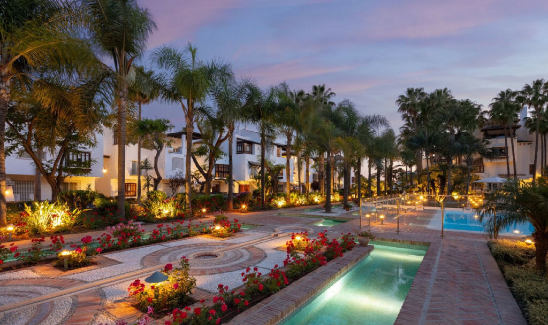 Resale - Apartment -
Marbella