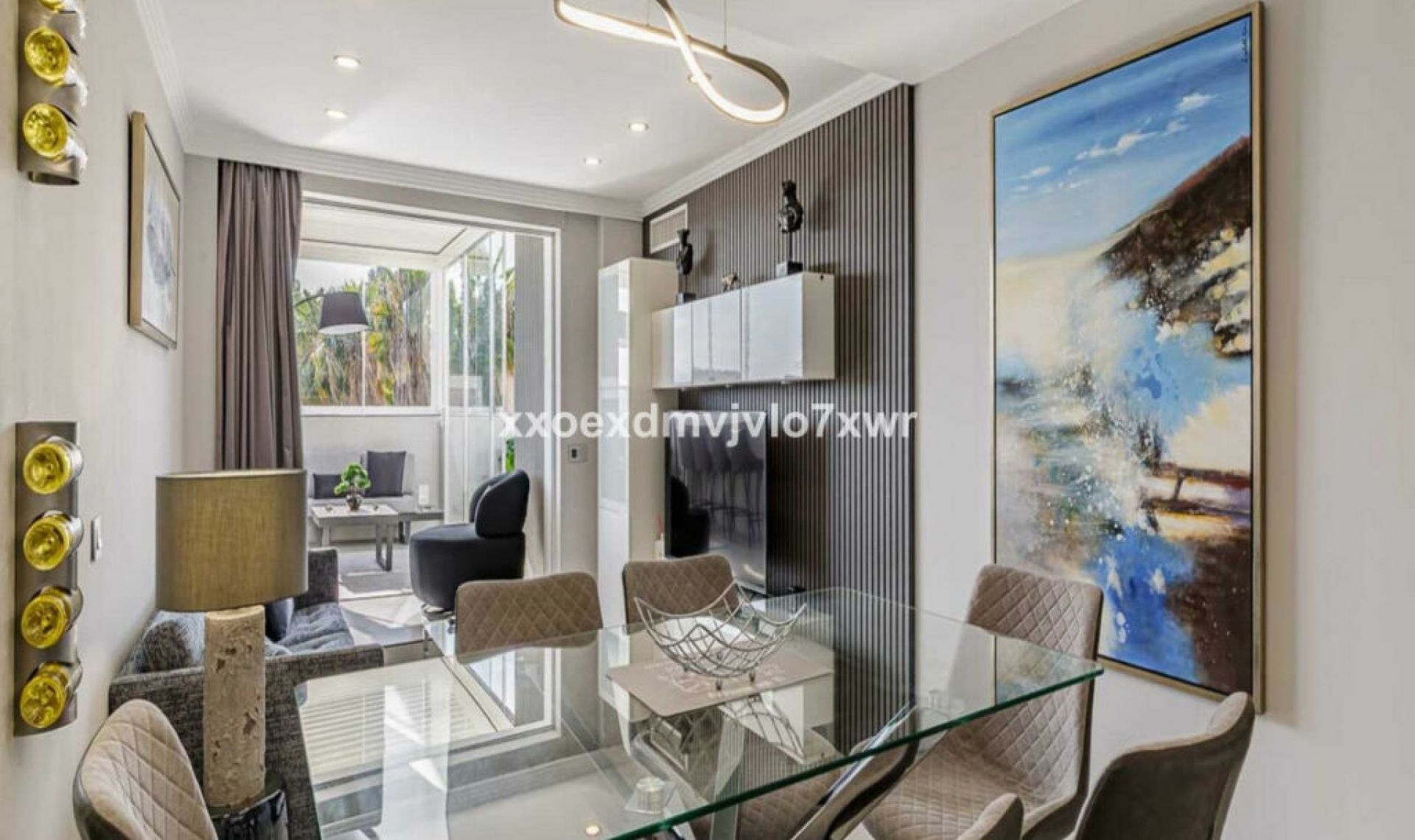 Resale - Apartment -
Marbella