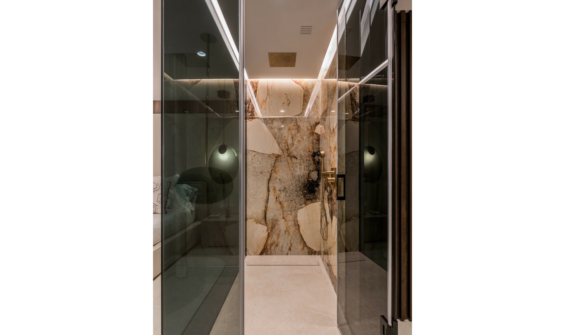 Resale - Apartment -
Marbella