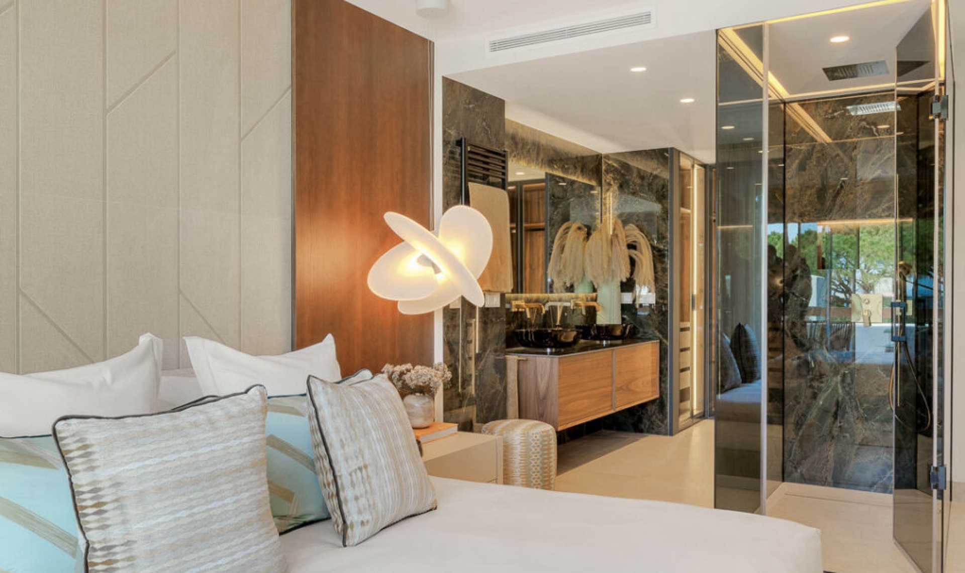 Resale - Apartment -
Marbella