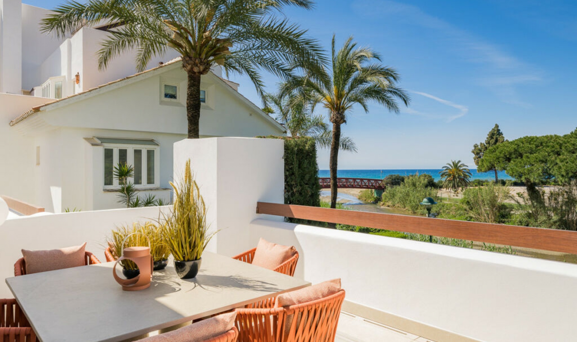 Resale - Apartment -
Marbella