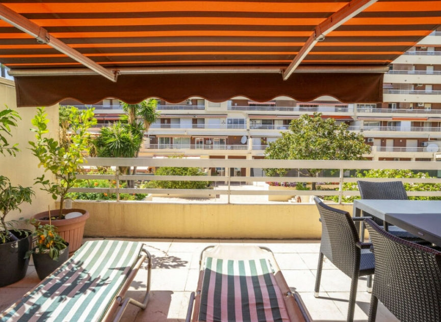 Resale - Apartment -
Marbella