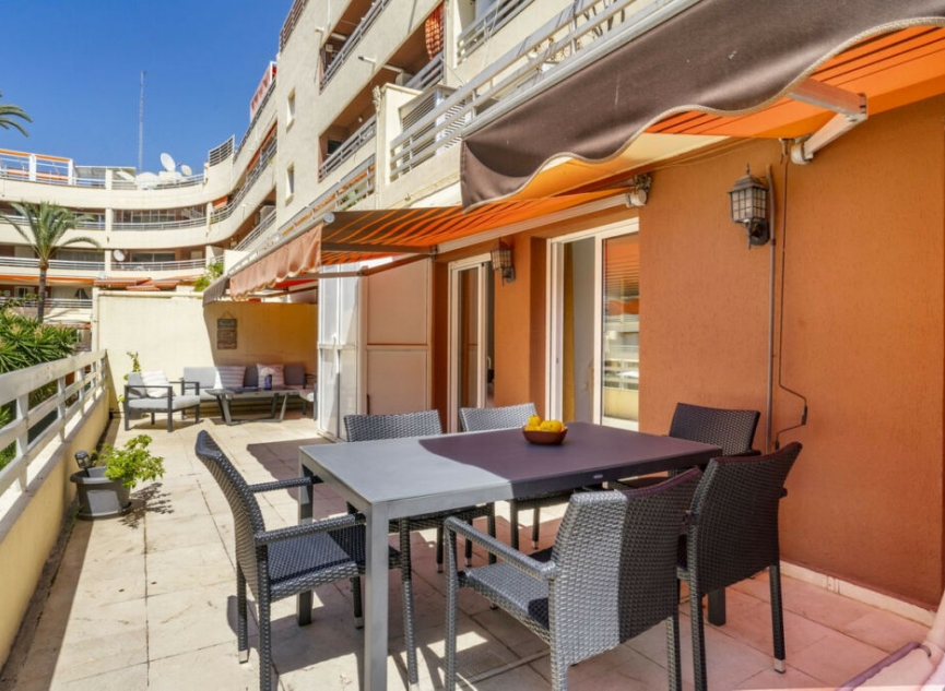 Resale - Apartment -
Marbella
