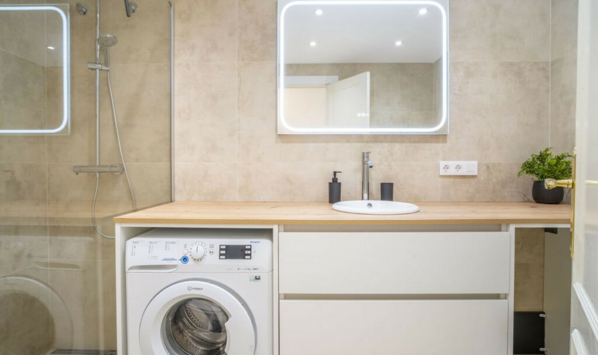 Resale - Apartment -
Marbella