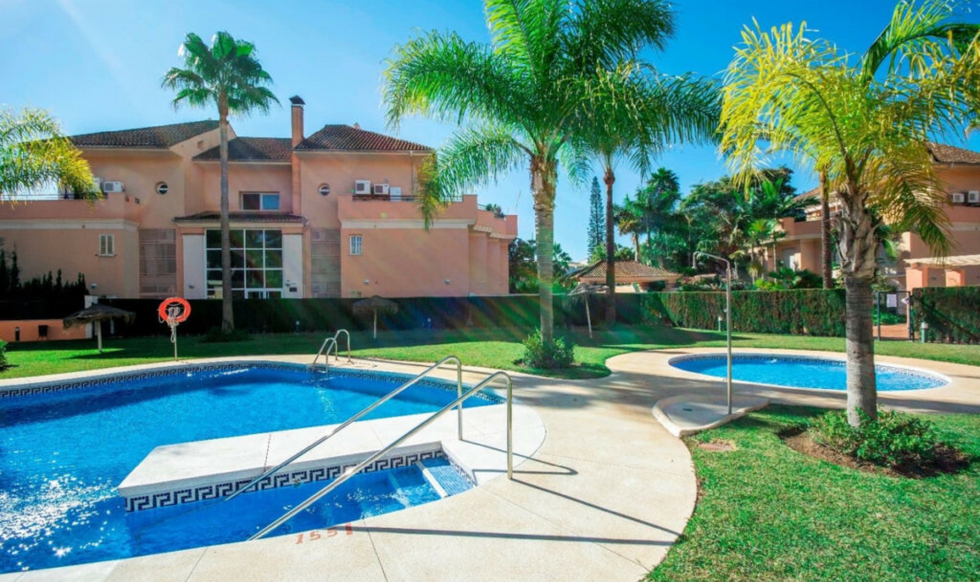 Resale - Apartment -
Marbella