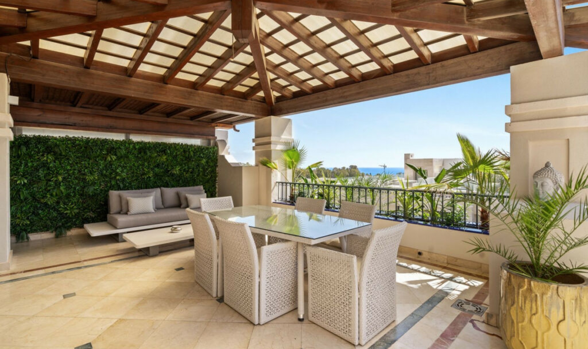 Resale - Apartment -
Marbella
