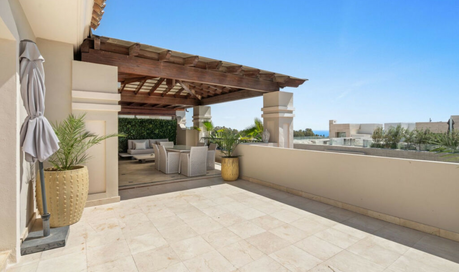 Resale - Apartment -
Marbella