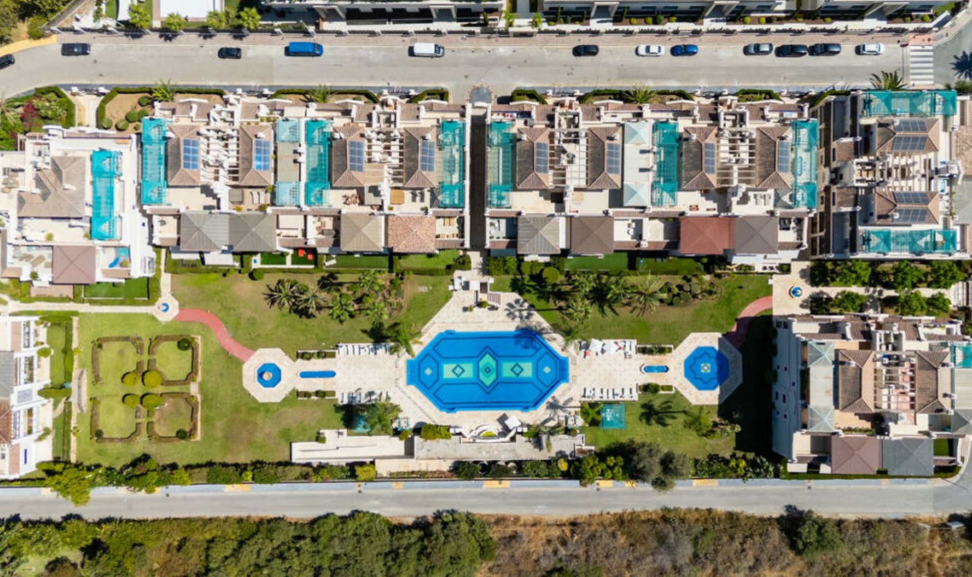 Resale - Apartment -
Marbella