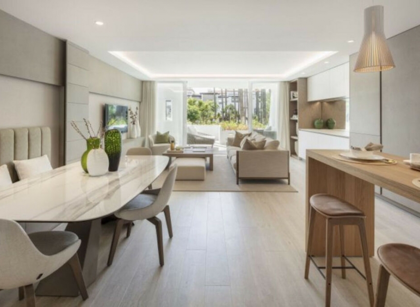 Resale - Apartment -
Marbella