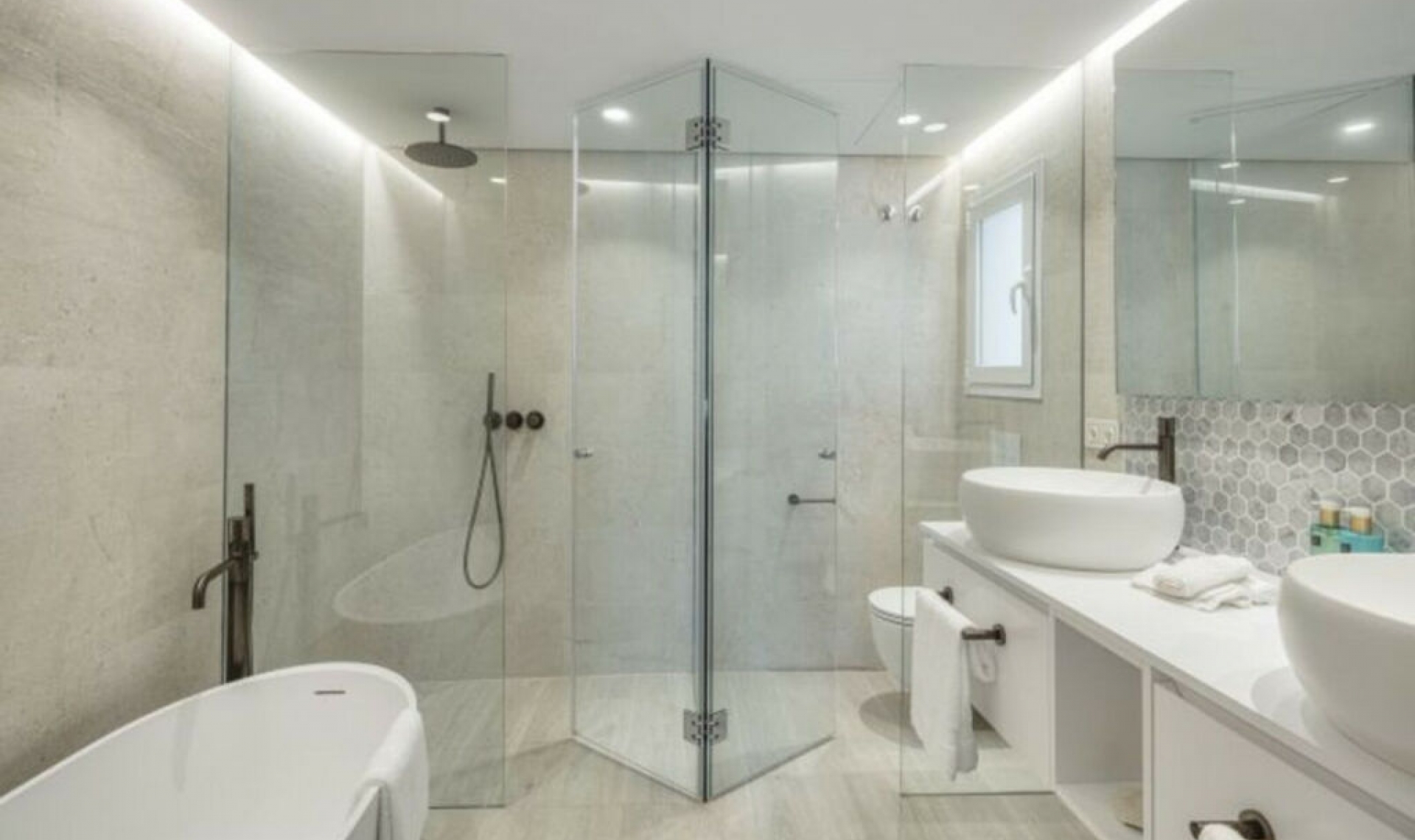 Resale - Apartment -
Marbella