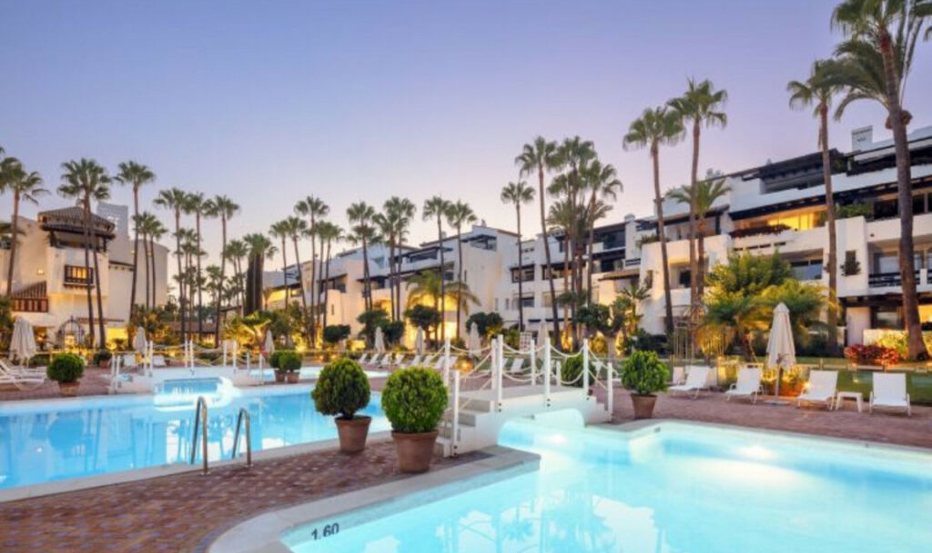 Resale - Apartment -
Marbella