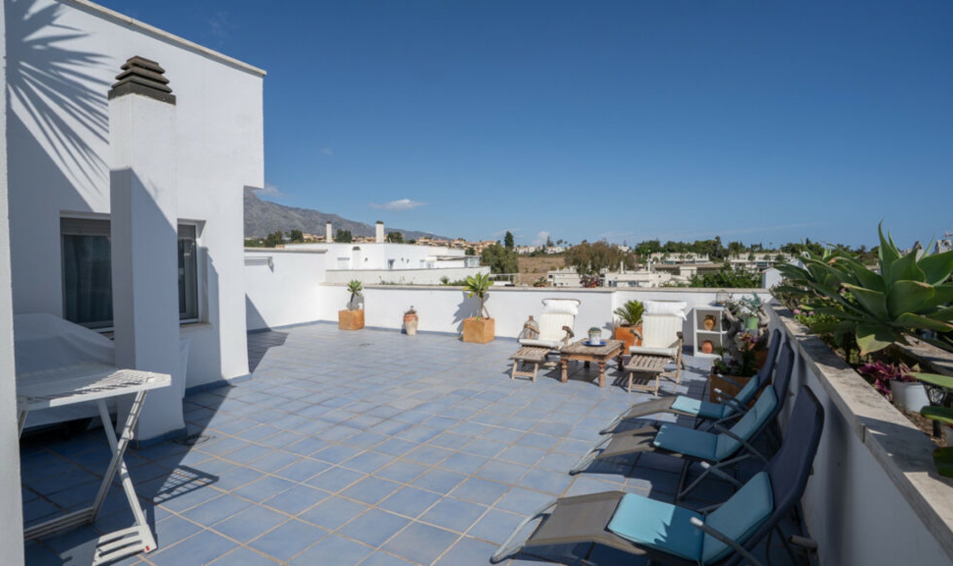 Resale - Apartment -
Marbella