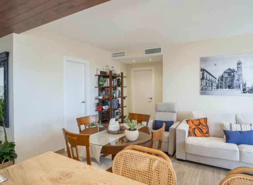 Resale - Apartment -
Marbella