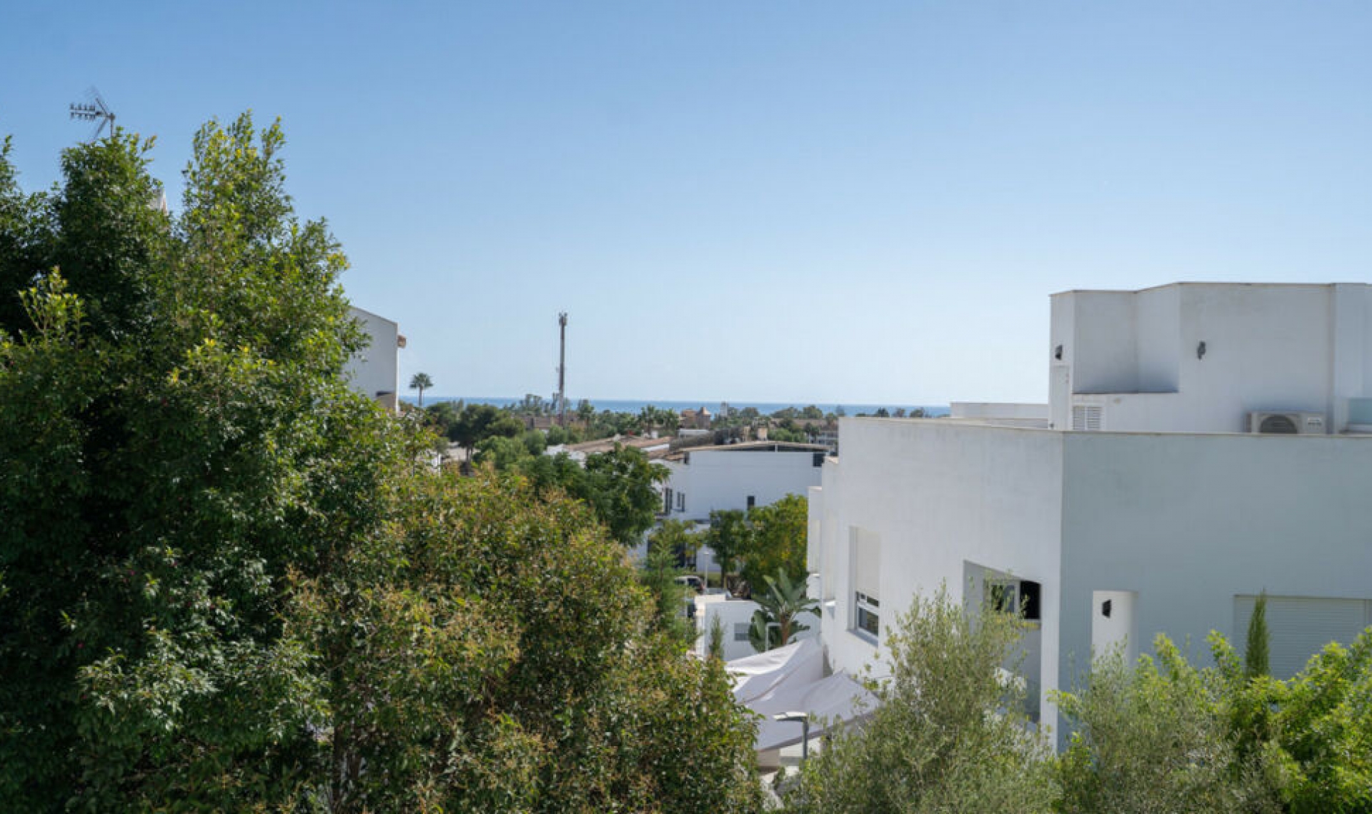 Resale - Apartment -
Marbella