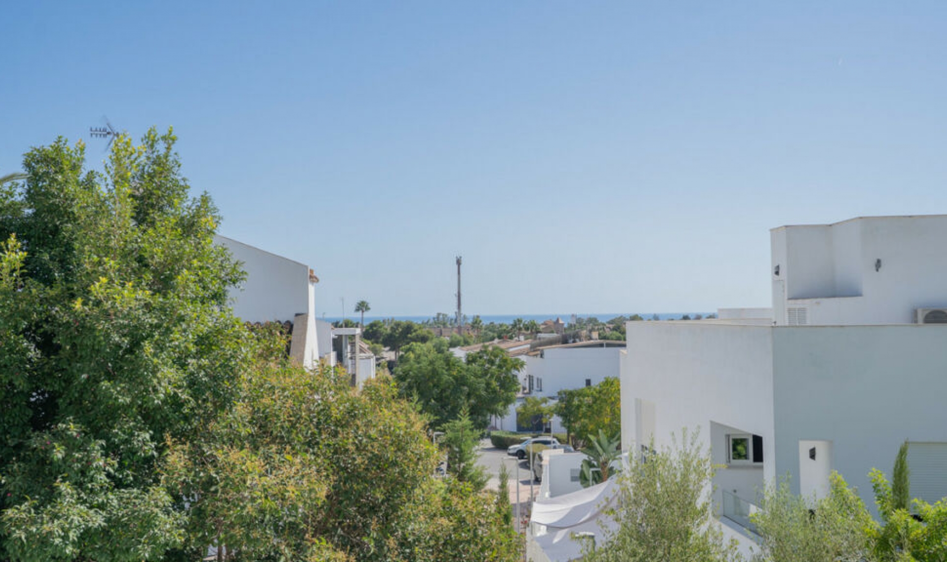 Resale - Apartment -
Marbella