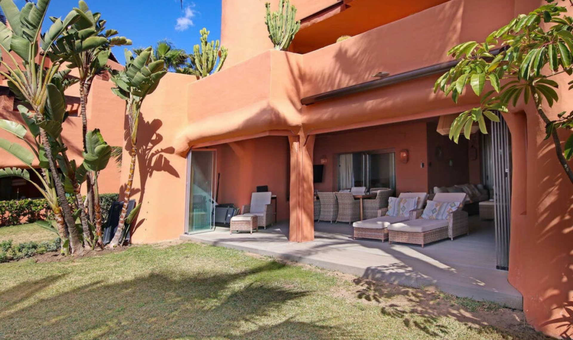 Resale - Apartment -
Marbella