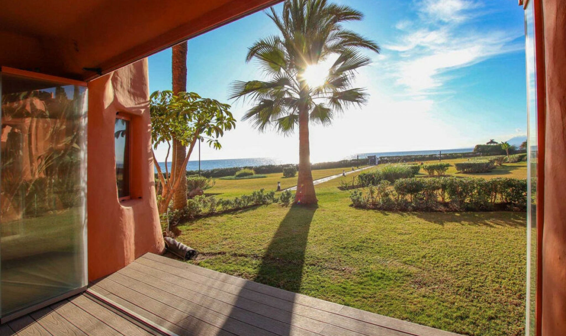 Resale - Apartment -
Marbella