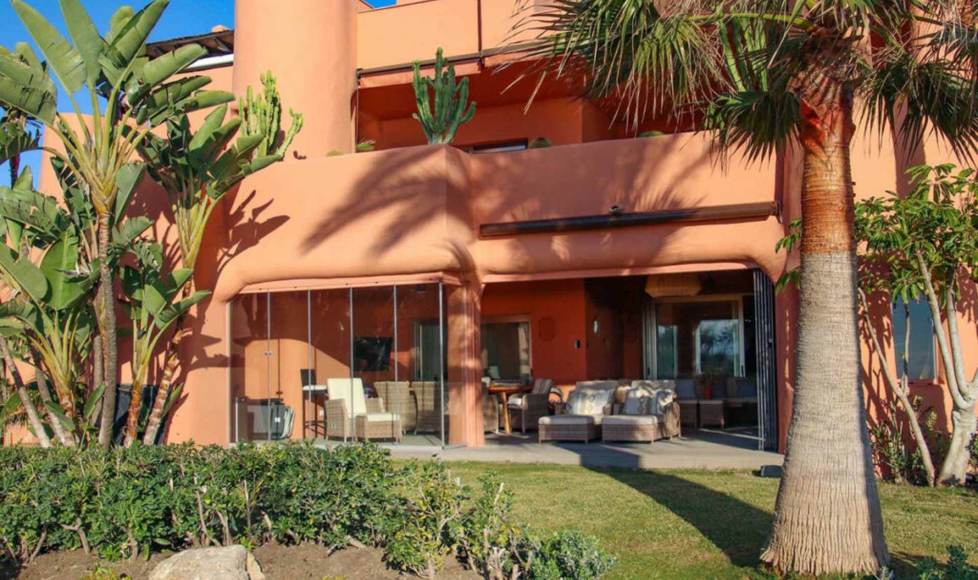 Resale - Apartment -
Marbella