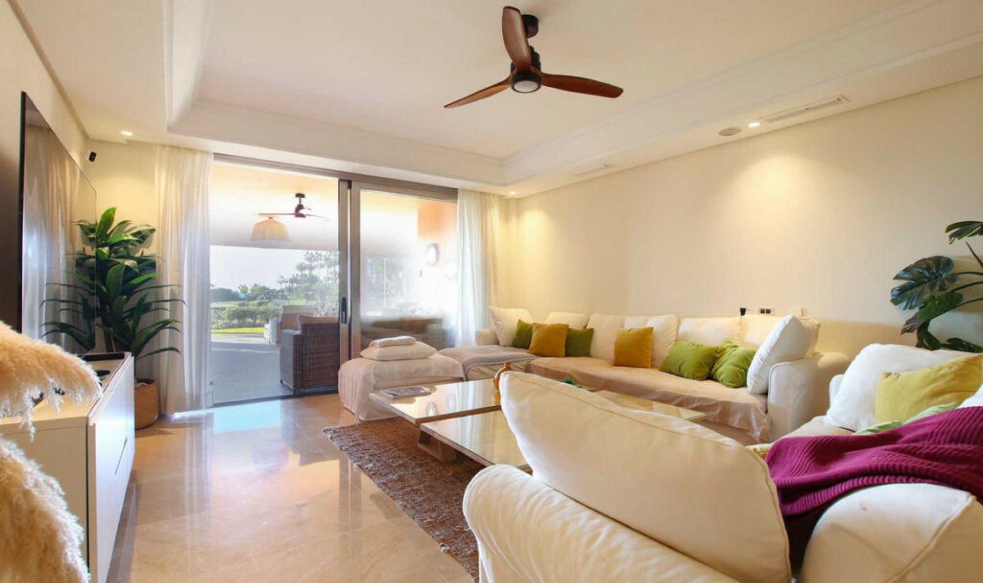 Resale - Apartment -
Marbella