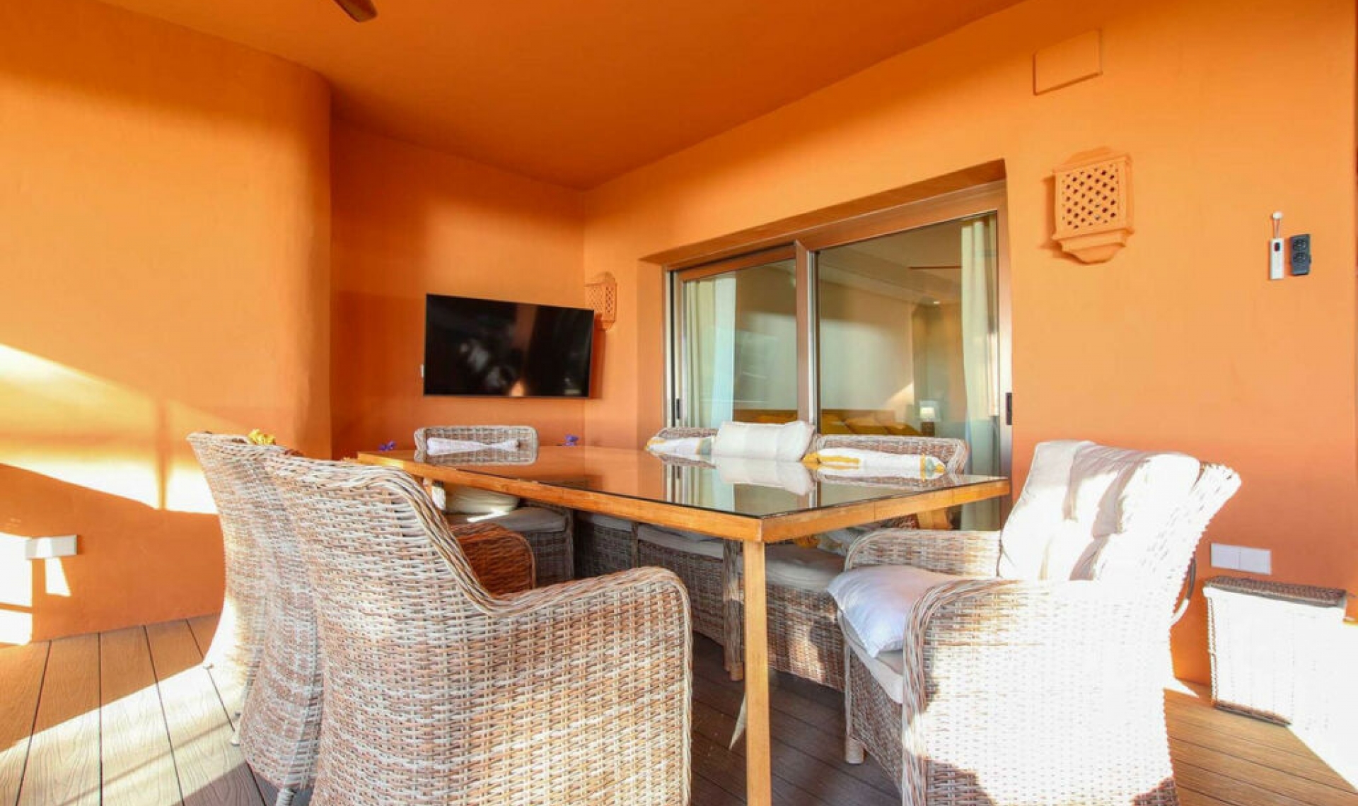 Resale - Apartment -
Marbella