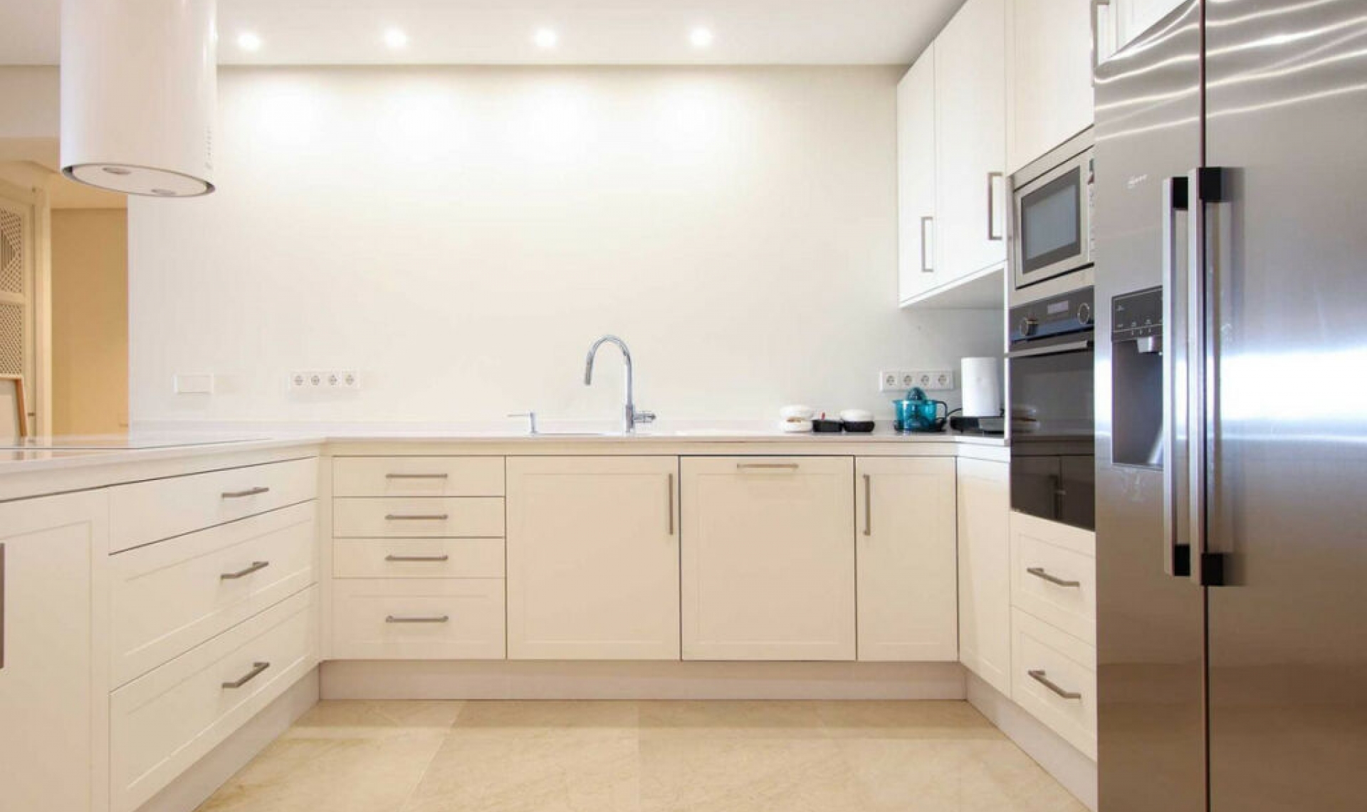 Resale - Apartment -
Marbella