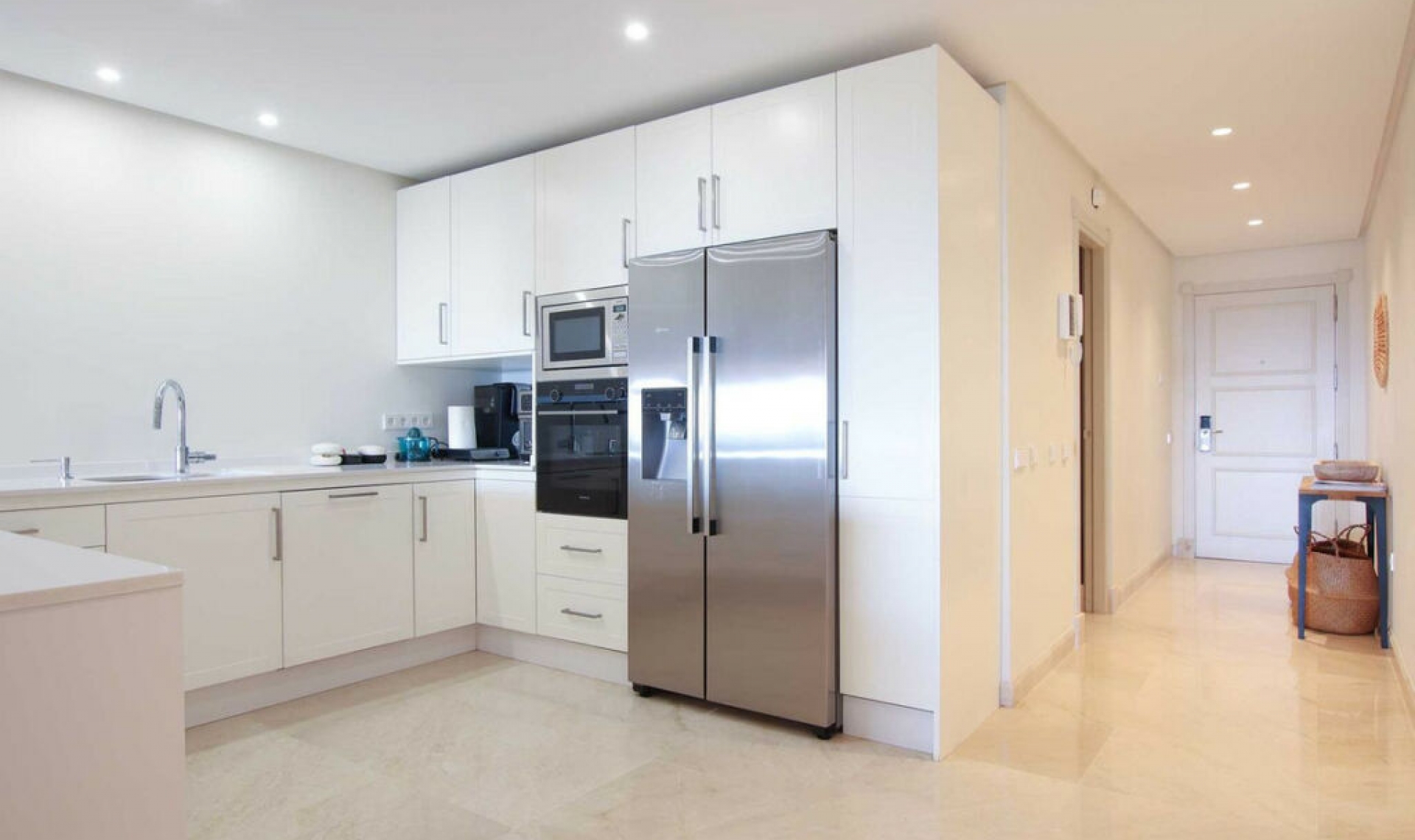 Resale - Apartment -
Marbella